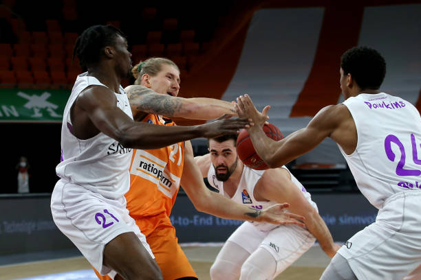 则极有可能 则极有可能