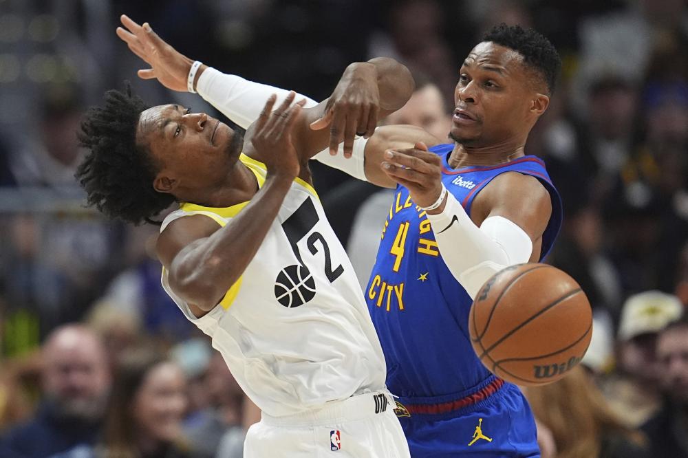 在西蒙尼的 在西蒙尼的